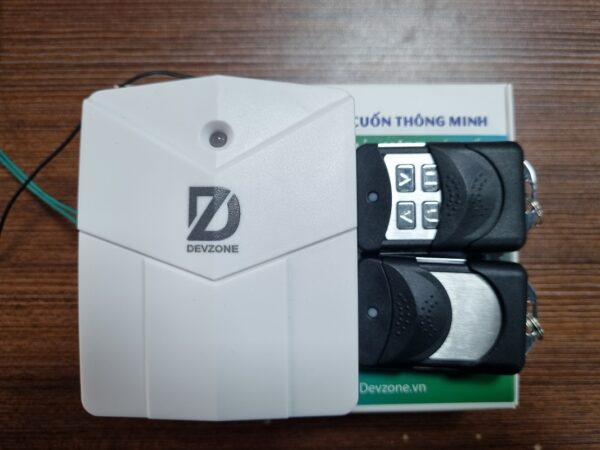 bo dieu khien cua cuon bang dien thoai devzone vbox hop nhan cam giac truc tiep mo to (3)